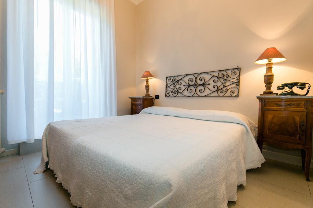 Hotel Mon Repos Sirmione Exterior foto