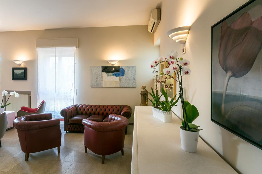 Hotel Mon Repos Sirmione Exterior foto