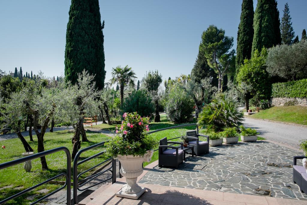 Hotel Mon Repos Sirmione Exterior foto