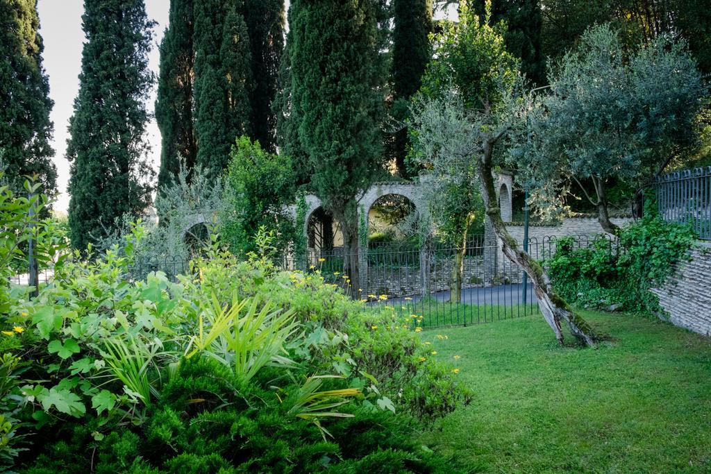 Hotel Mon Repos Sirmione Exterior foto